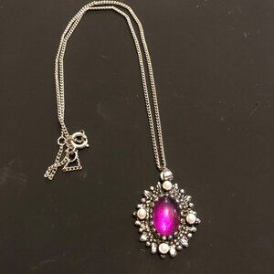 VTG Sarah Coventry Necklace Purple Stone & Faux Pearls SilverTone Metal 18" Chai